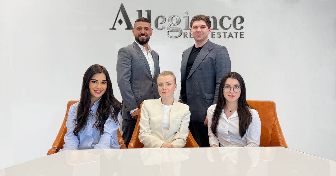 متخصصون في دبي